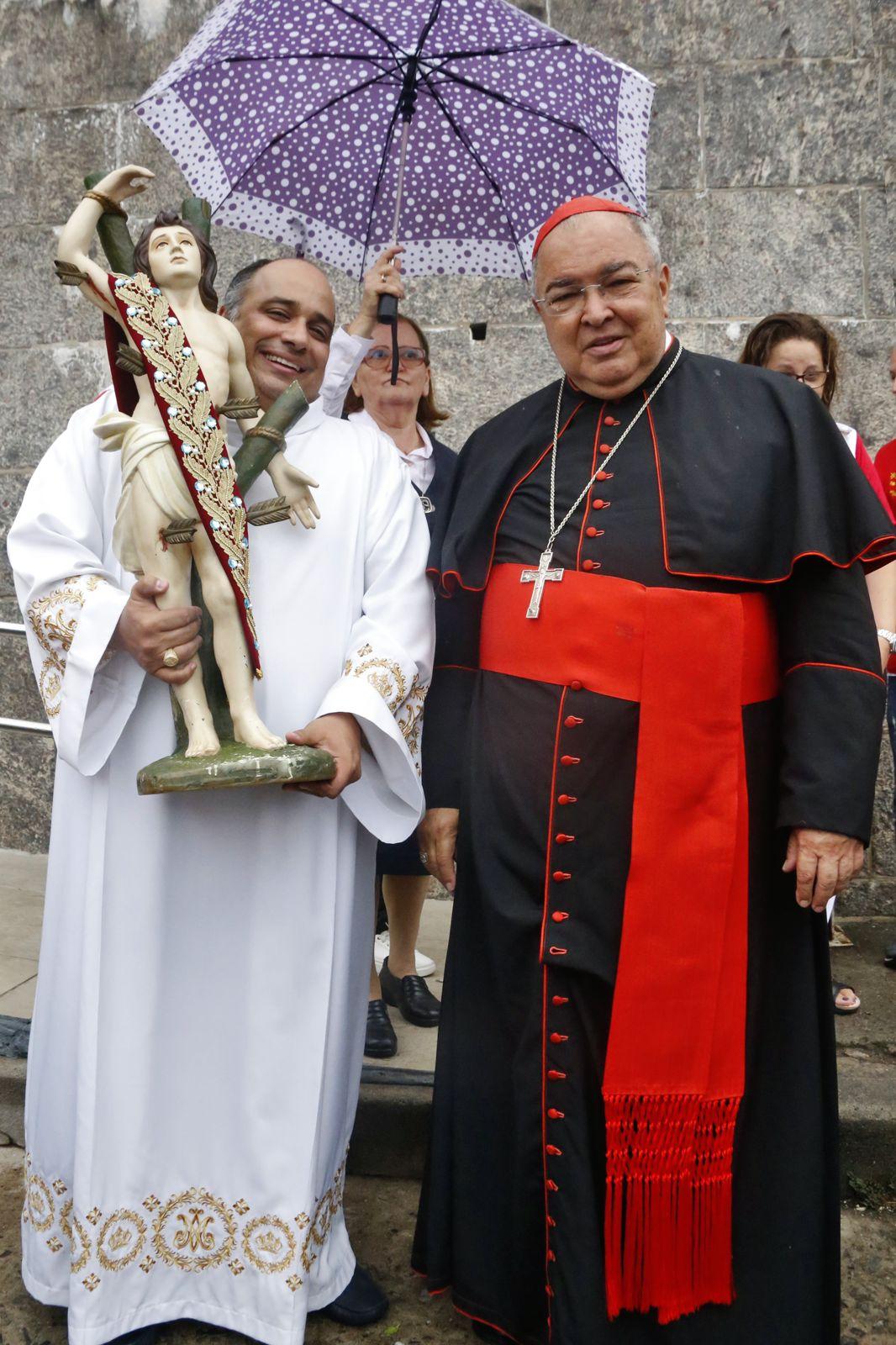 Imagem Peregrina Do Padroeiro Do Rio Visita O Santuário Arquidiocesano ...